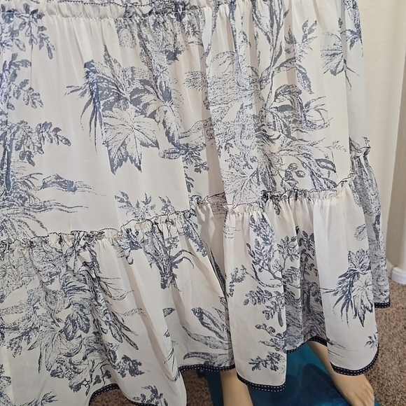 Sachin & Babi Dalia Tiered Botanical Print Midi Dress Size 12 With Liner - Picture 2 of 2